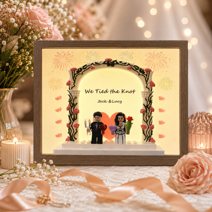 Customized Wedding Photo Frame with Building Block Minifigures – close-up product detail