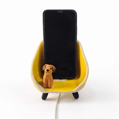 Personalized Ceramic Phone Stand with Custom Pet Figurine – close-up product detail