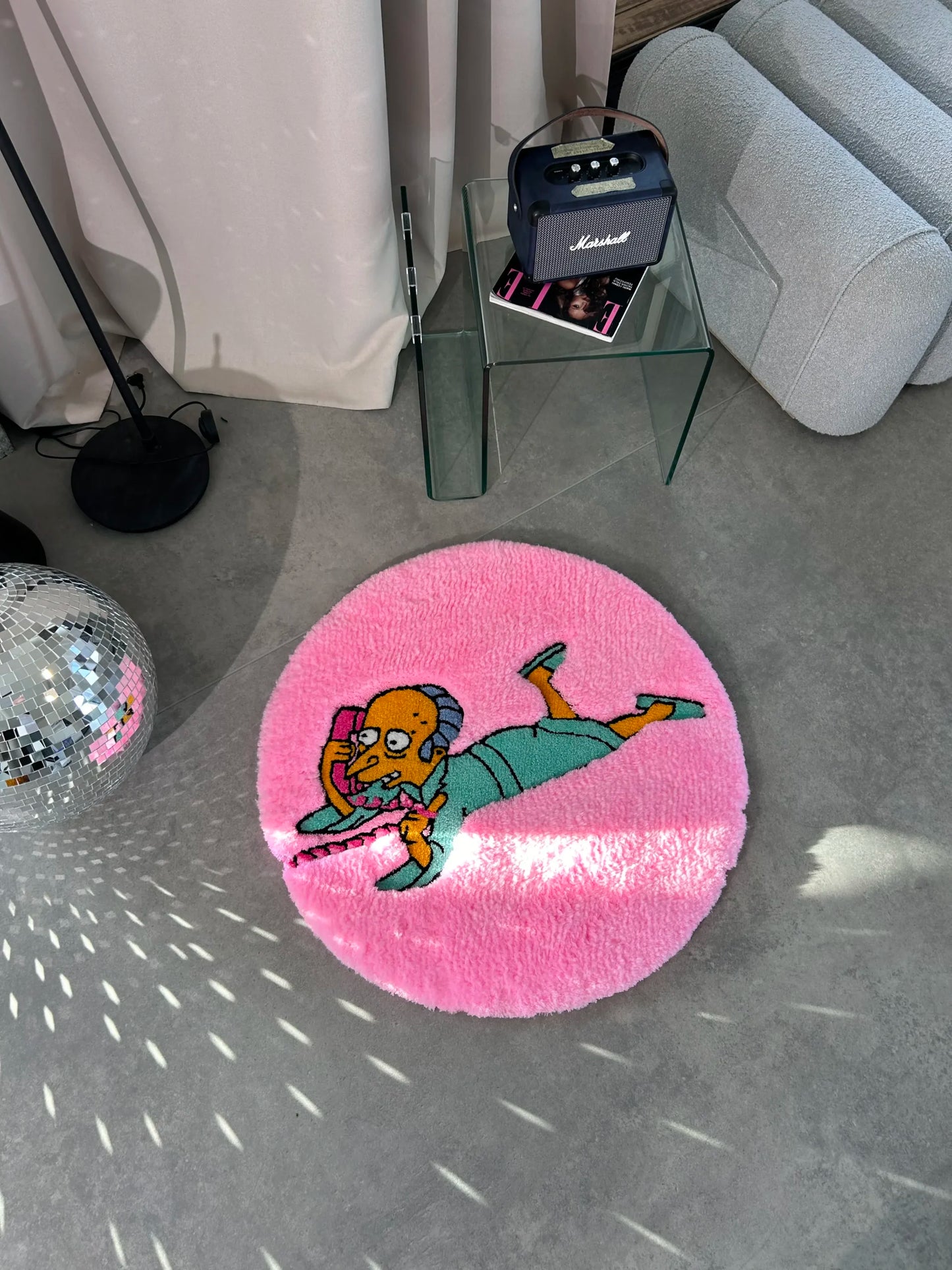Glam Character Tufted Rug - Playful Cartoon Room Decor - BOYOGO example 4