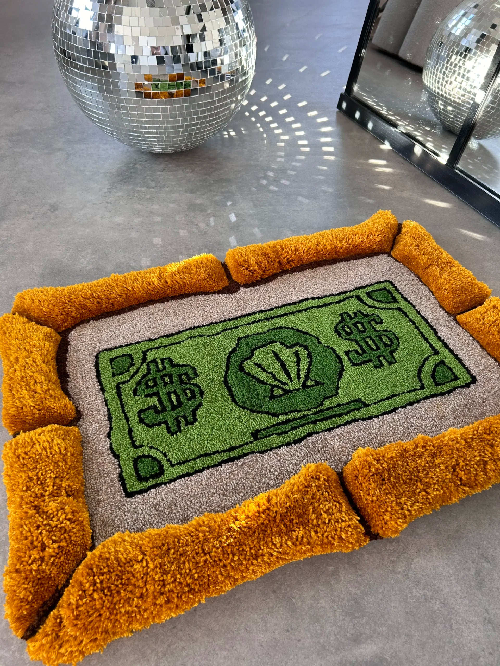 Dollar Sign Tufted Rug - Streetwear Room Decor - BOYOGO example 3