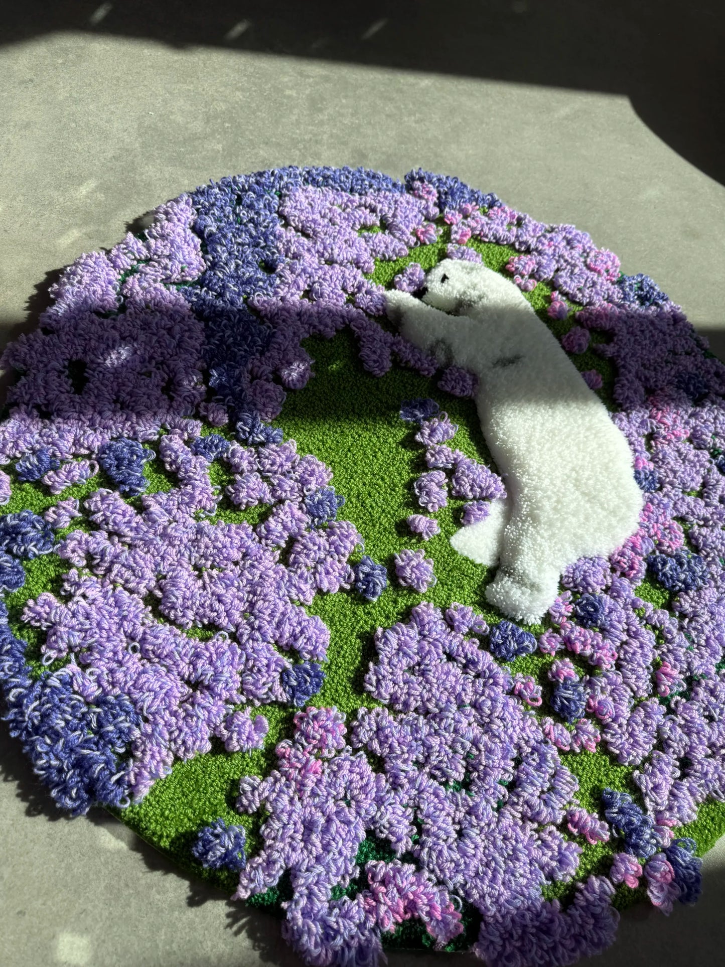 White Bear Floral Tufted Rug - Soft Cozy Bedroom Decor - BOYOGO example 3