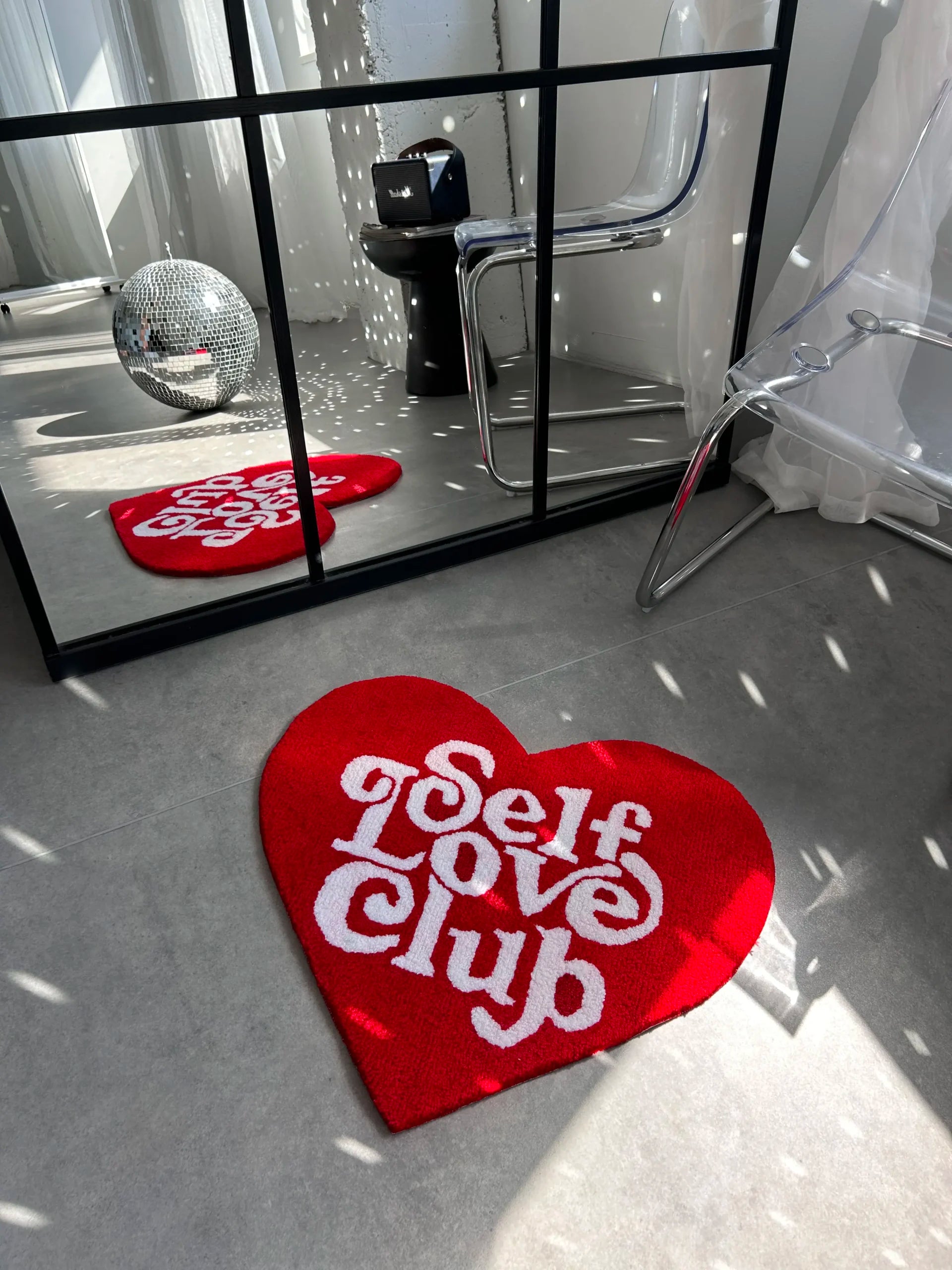 Heart Shape Tufted Rug - Cute Gift Room Decor - BOYOGO example 6
