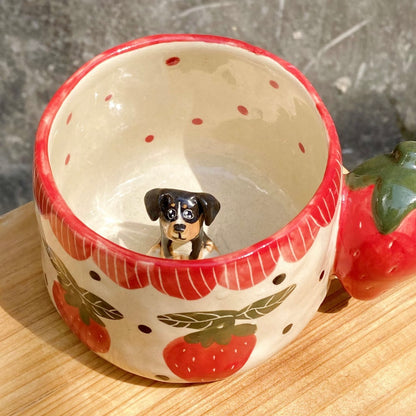 Strawberry Mug with Custom Pet Inside – personalization and design detail