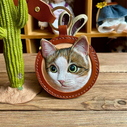 Handmade Leather Pet Portrait Keychain – personalization and design detail