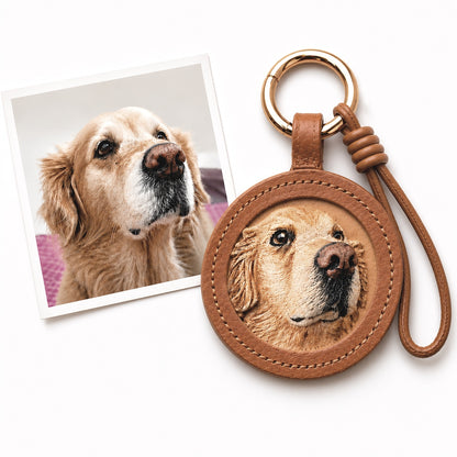 Custom Leather Pet Portrait Keychain – main product view