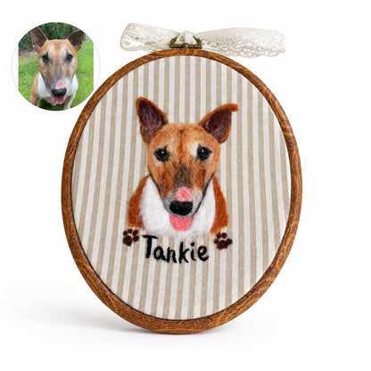 Custom Wool Felt Pet Portrait - Embroidered Wool Art｜Pet Memorial – material and finish detail