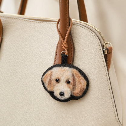 Custom Needle Felted Pet Portrait Keychain – material and finish detail