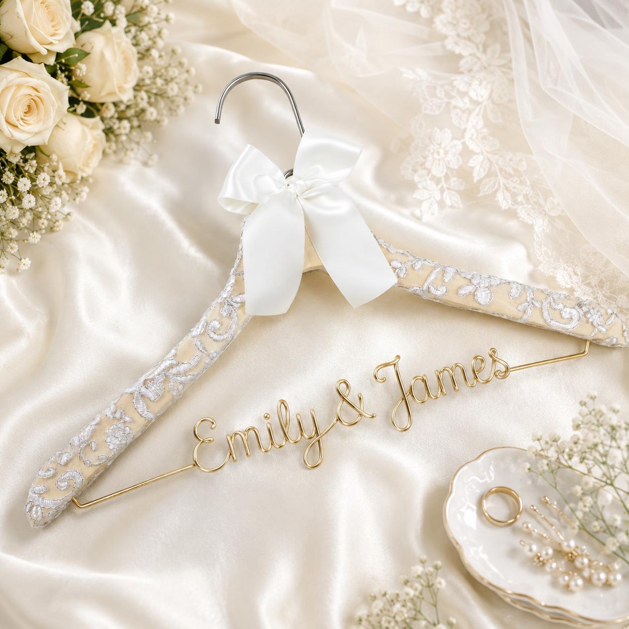 Personalized Bridal Hanger with Wire Name - BOYOGO personalized gift