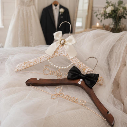 Personalized Bridal Hanger with Wire Name – material and finish detail