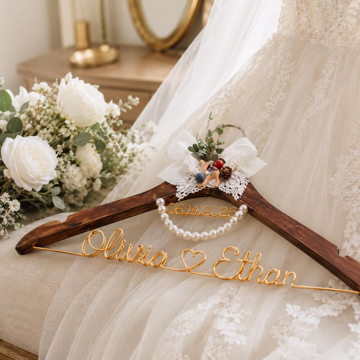 Personalized Bridal Hanger with Wire Name - BOYOGO personalized gift