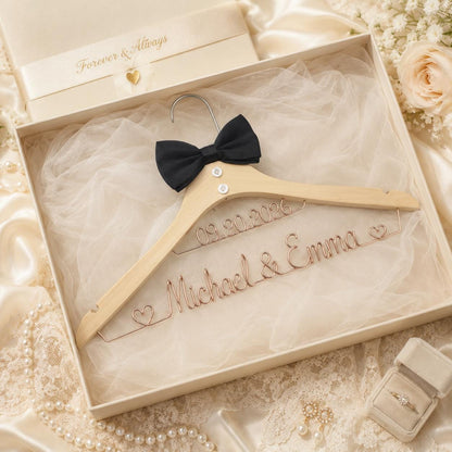 Personalized Bridal Hanger with Wire Name – alternate product view