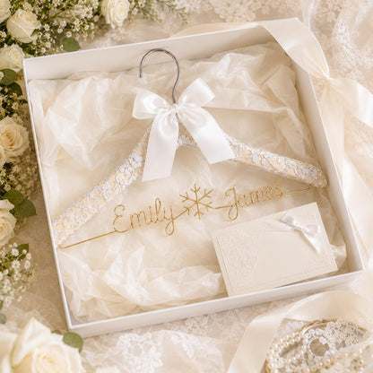 Personalized Bridal Hanger with Wire Name – additional product view