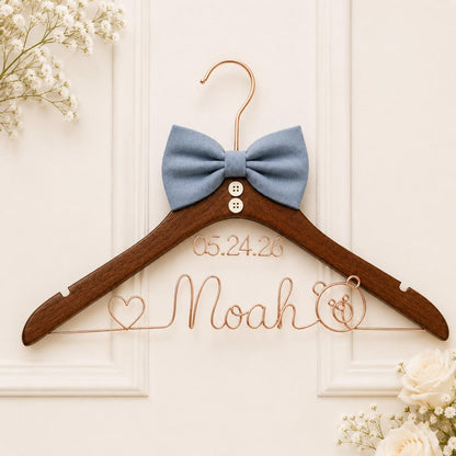 Personalized Groom Suit Hanger with Custom Name – alternate product view