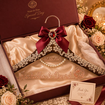 Personalized Bridal Hanger with Wire Name – additional product view