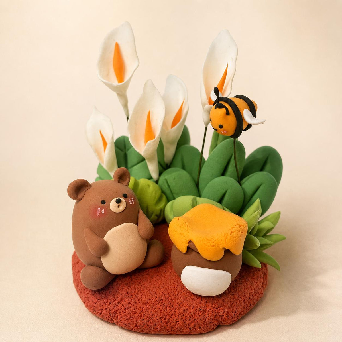 Bear and bee garden figurine — original listing image 6