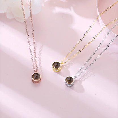 Circle-Shaped Projection Photo Necklace – close-up product detail