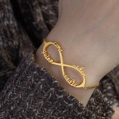 Personalized Infinity Bracelet with Multiple Names – material and finish detail