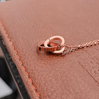 Double Interlocking Hearts Name Necklace – material and finish detail